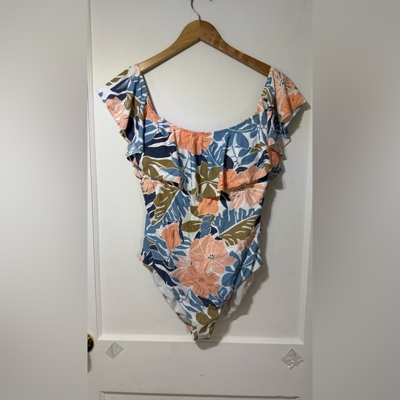 Raisins Floral Ruffle One-Piece Swimsuit - Picture 1 of 7